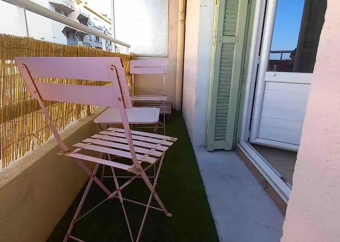 Nid * Bastia (Corsica)